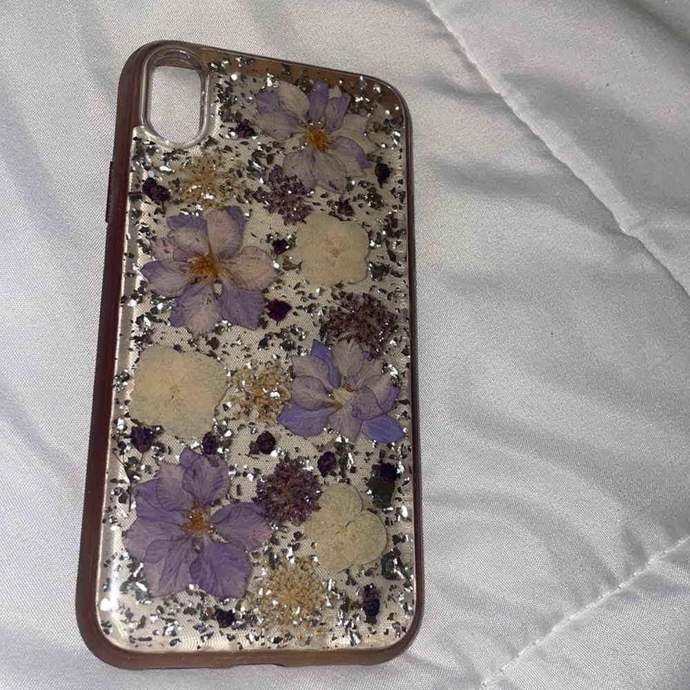 PURPLE WHITE PETALS PRESSED FLOWER IPHONE CASE